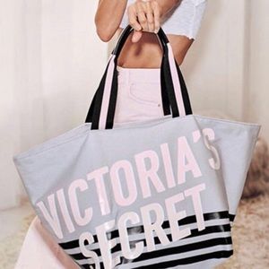 NWT VS Zipper Tote Bag